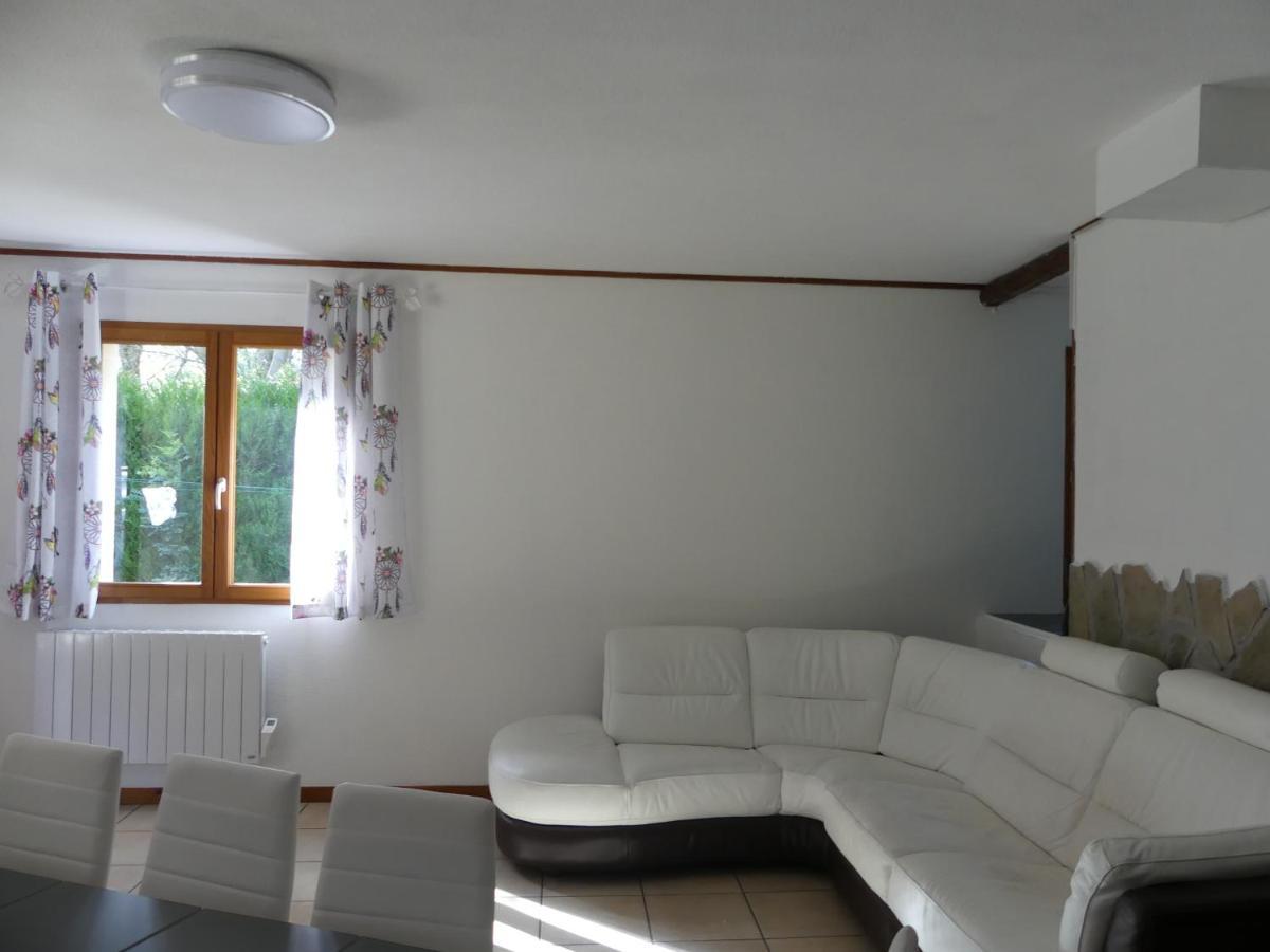 Chalet Les Myosotis Le Bourg-dʼOisans Exterior foto